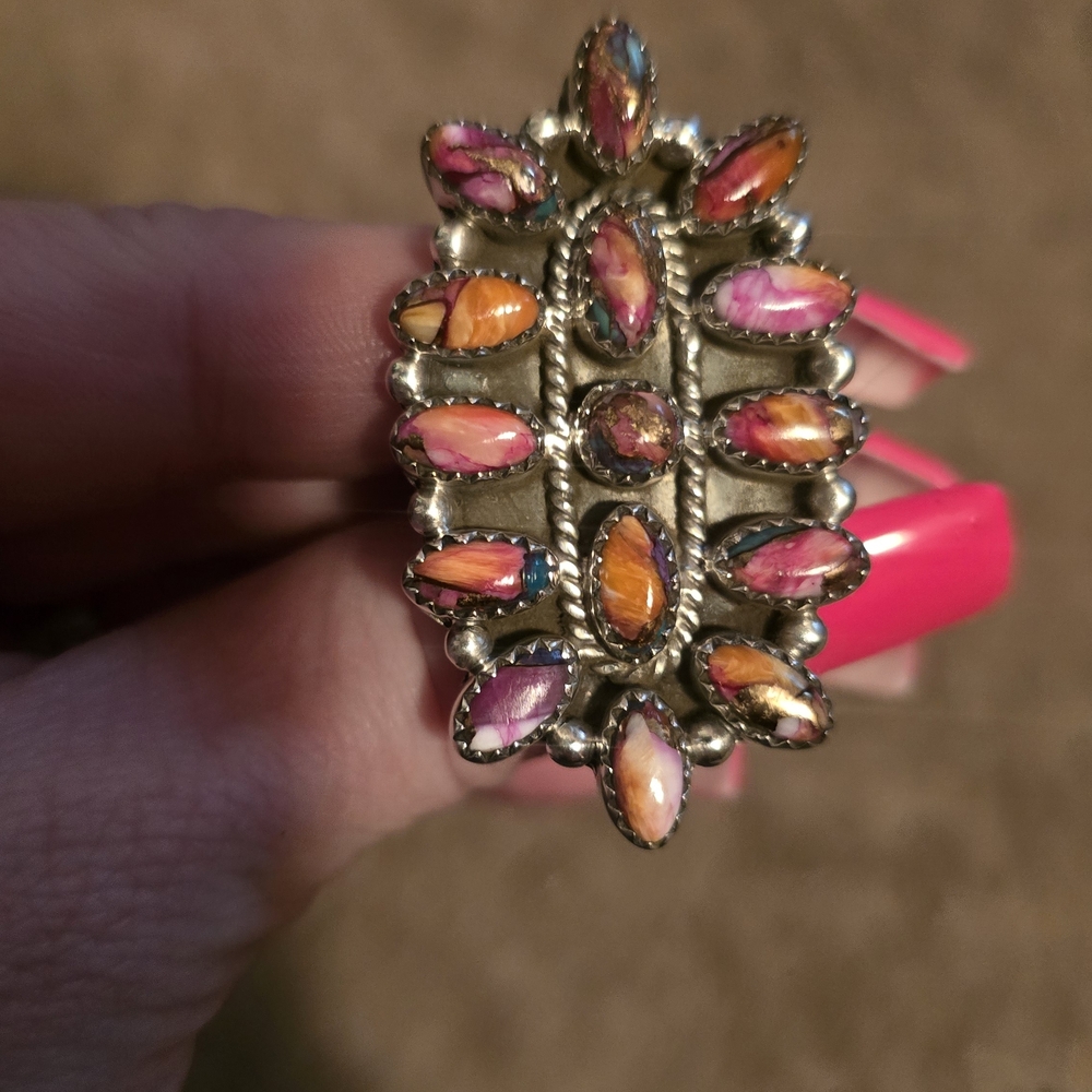 Elegant Multi-Stone Statement Ring - Picture 3 of 4